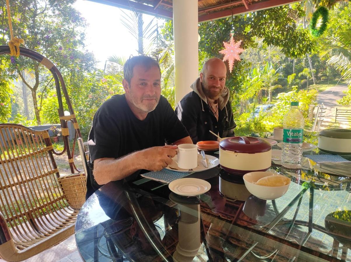 Thoppil Homestay Munnar Extérieur photo