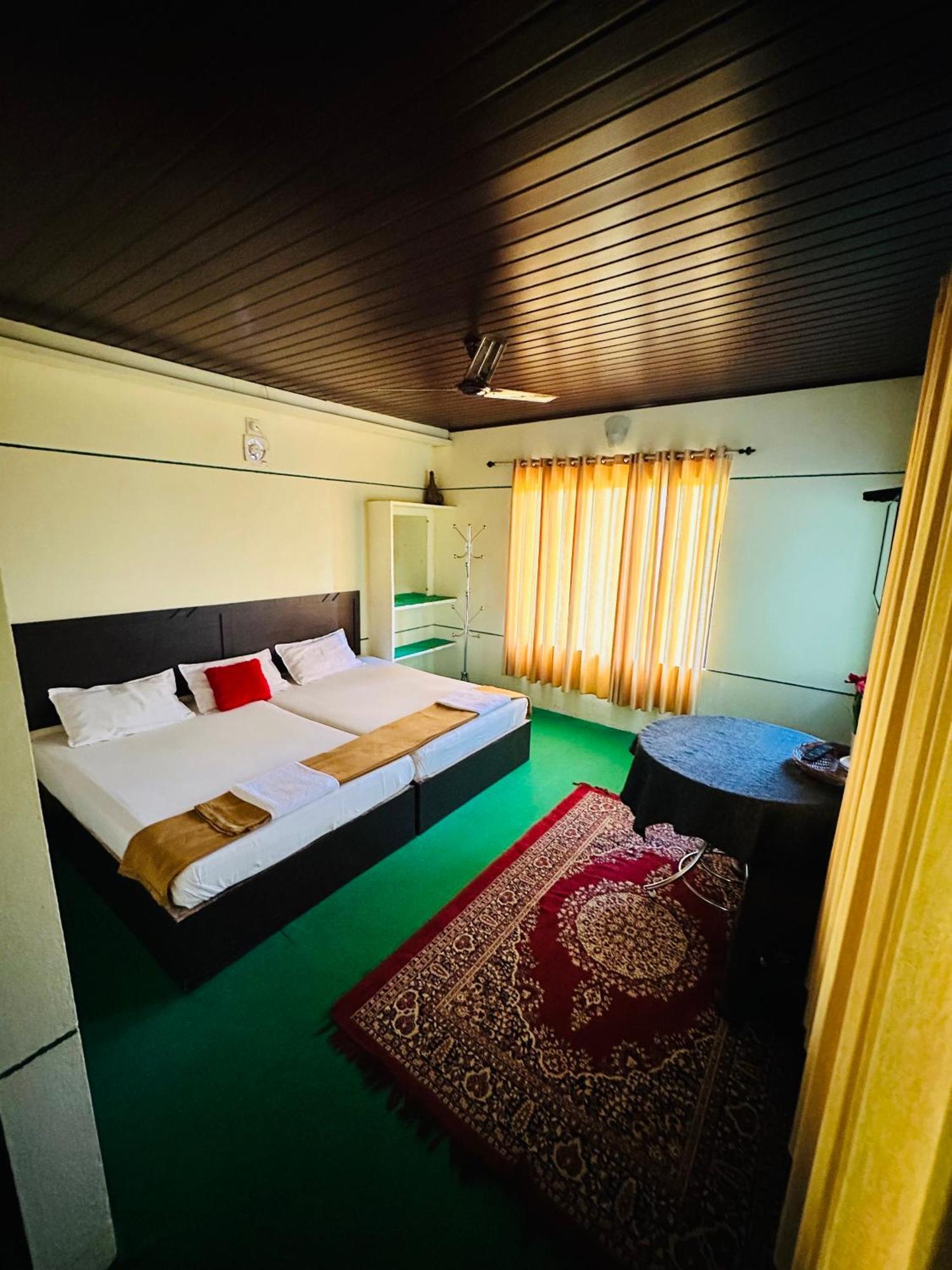 Thoppil Homestay Munnar Extérieur photo