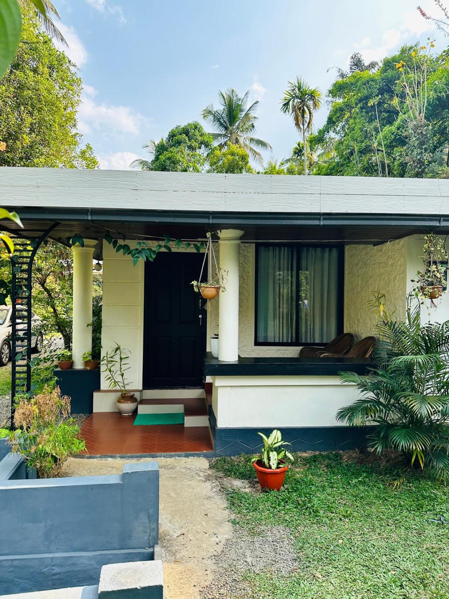 Thoppil Homestay Munnar Extérieur photo